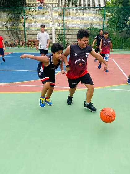 It all starts with the fundamentals. Even our youngest players in the junior camp learn key one-on-one offensive and defensive techniques in a fun, competitive setting.