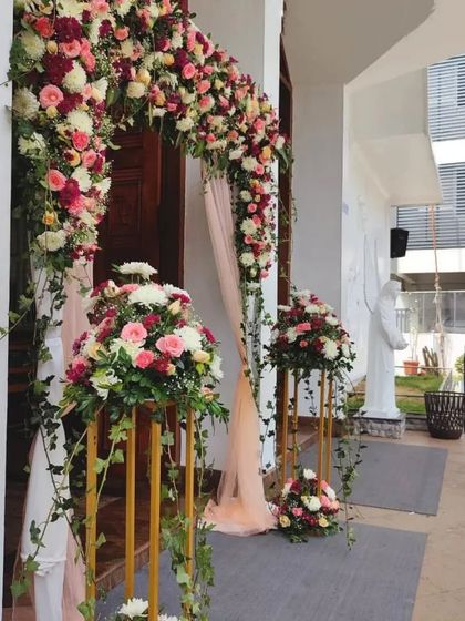 Sahaara Events - Event Decoration & Management Elegant Entrances & Mandaps photo 23