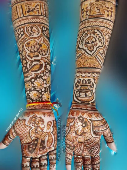 A close-up look at a portrait-focused design. The bride and groom figures are the main attraction, complemented by illustrations of musical instruments like the dhol and shehnai, celebrating the sounds of a wedding.
