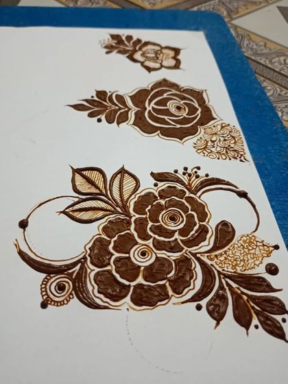 The Art of Arabic & Floral Mehndi photo 7