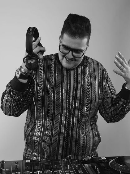 The Artist Behind the Decks photo 23