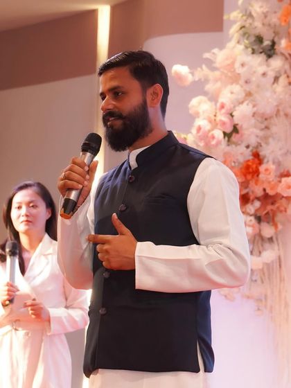 Speaking with the help of a translator ensures that the deep philosophical concepts of yoga are conveyed accurately. It is vital that the essence of the teachings is understood, regardless of language.