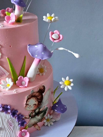 Pink Frost Patisserie - Handcrafted Edible Figurines & Toppers Magical Worlds & Fantasy photo 18