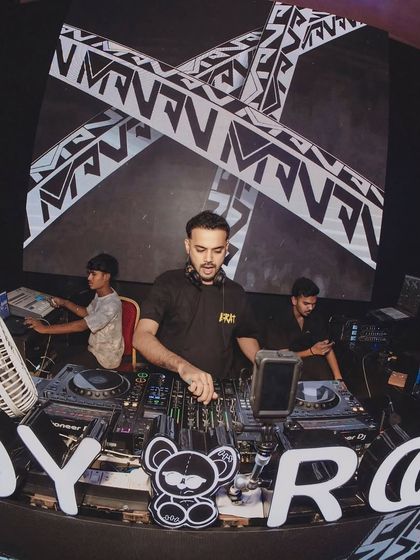 The DJ Booth: Behind the Decks photo 6