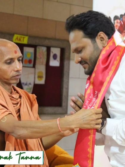 Being honored by a saint at the Gurukul event. These moments of connection with our spiritual leaders are deeply humbling.