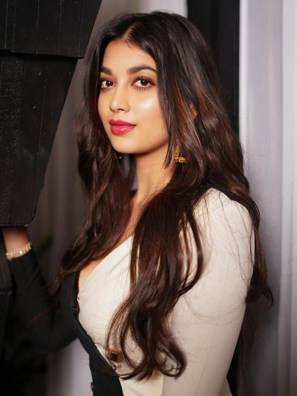 A beautiful close-up of Digangana, focusing on her natural beauty and subtle makeup. This portrait showcases my ability to capture engaging headshots.