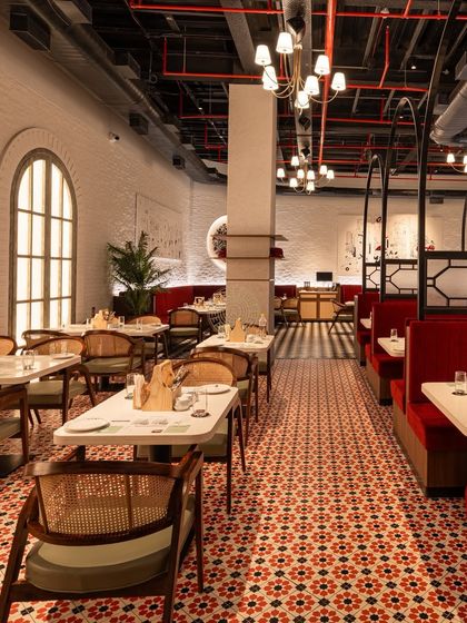 Sarah Sham - Hospitality & Entertainment Design Project: Fountain Sizzlers photo 4