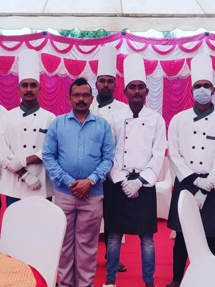 Meet the team. My professional staff is uniformed, hygienic, and dedicated to providing excellent service at your corporate gathering.