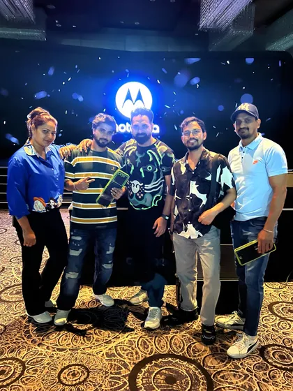 A team photo after our performance for a Motorola corporate event. We love working with innovative brands.