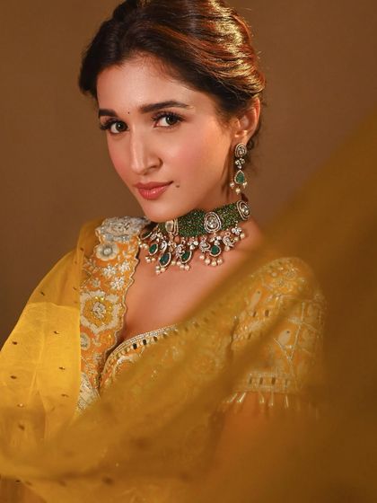 Modern Bridal & Festive Glam photo 51