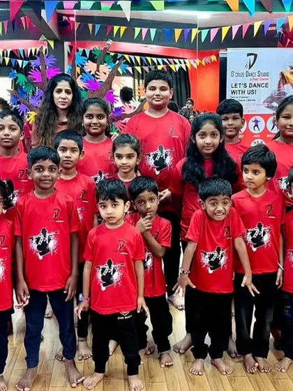 Our May batch campers, all together for a group photo! This picture captures the friendships and community spirit that we build during our 15-day workshop.