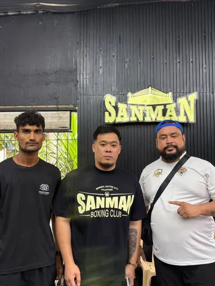 Building bridges between Indian boxing and the world. Here with my fighter and the team at Sanman Boxing.