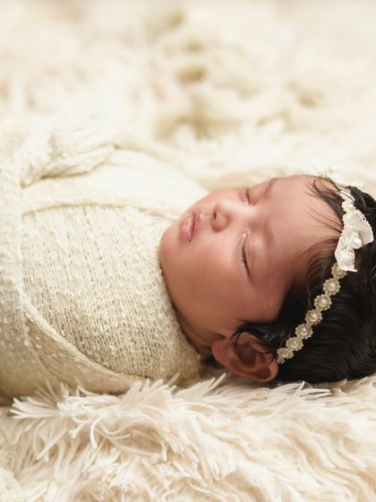 Newborn Portraits: The First Few Days photo 27