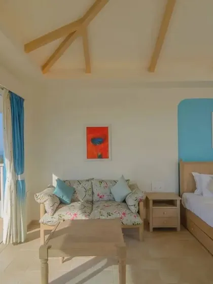 It was a pleasure to design the holiday home for Yuvraj Singh. The goal was sublime simplicity, using a neutral palette with pops of color to create a restrained, minimal aesthetic that allows the stunning sea views to take center stage.
