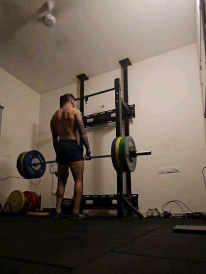 Just some more bits and bobs from training sessions. My programs utilize a wide variety of tools and methods, including free weights, machines, plyometrics, and cardio, all tailored to the specific goals of the individual.