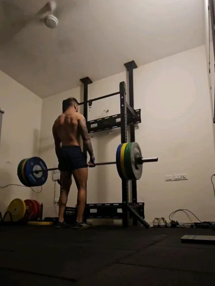 Just some more bits and bobs from training sessions. My programs utilize a wide variety of tools and methods, including free weights, machines, plyometrics, and cardio, all tailored to the specific goals of the individual.