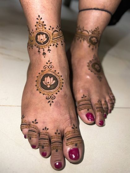 Lotus Mehendi Arts - Bridal & Occasion Mehendi Artistry for Feet photo 4