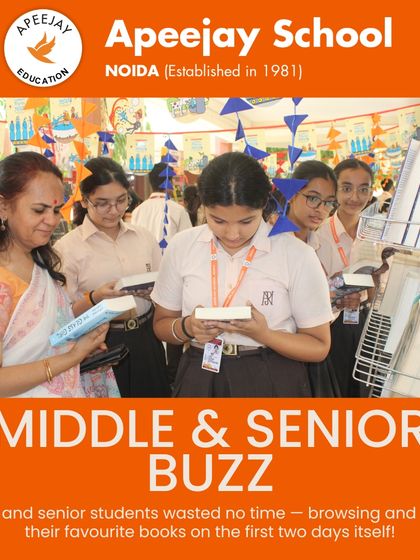 Middle and senior students wasted no time, browsing and buying their favorite books on the first two days of the fair.