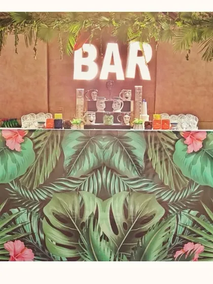 We can match any party theme you can dream of. For this event, we created a vibrant tropical bar complete with a flamingo and monstera leaf design, bringing a fun, summery vibe to the celebration.