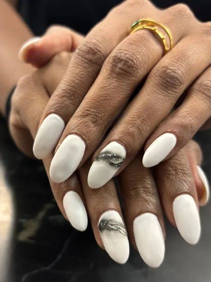 The full view of the white and smoky glitter set. It's a modern and sophisticated look with a touch of edge.