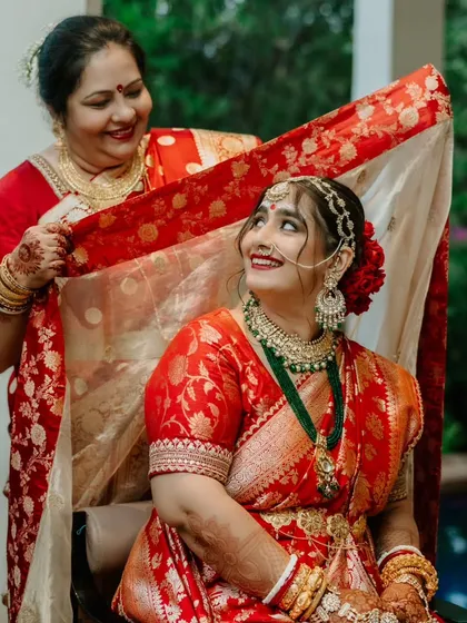More photos of the radiant mother of the bride at a Bengali wedding. Her smile and warmth made the getting-ready process so special.
