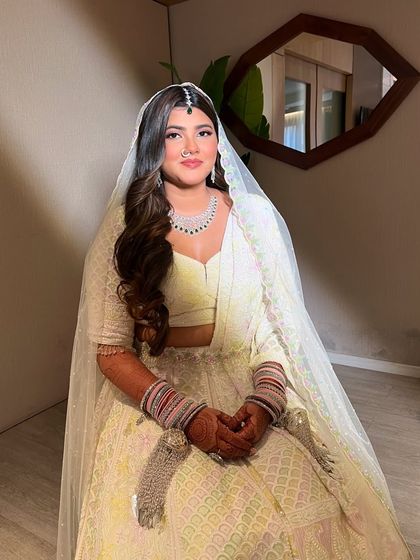 A full length portrait showing her complete Gurudwara wedding look. She looks so graceful and elegant.