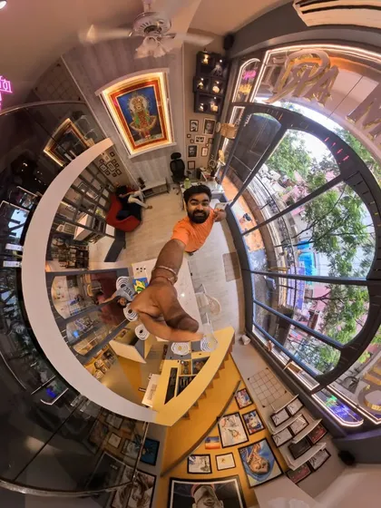 Welcome to my Mumbai studio. I've designed the space to be clean, modern, and inspiring, so you can feel completely relaxed and confident during your appointment.