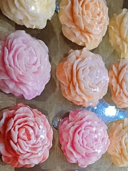 These beautiful, glitter-dusted rose soaps show the kind of premium, gift-worthy products you can make. I offer custom soaps like these for special occasions like Rakhi.