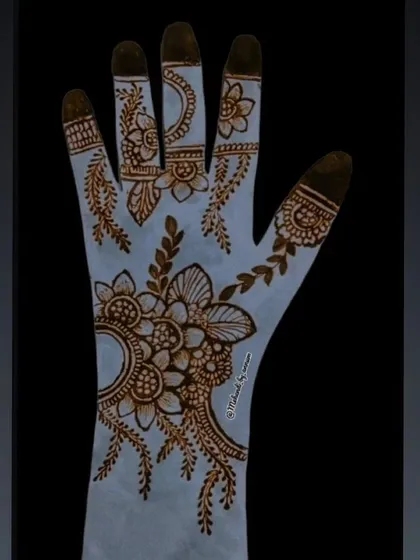 Another one of my design sketches. Practicing on paper allows me to experiment with new patterns and combinations.