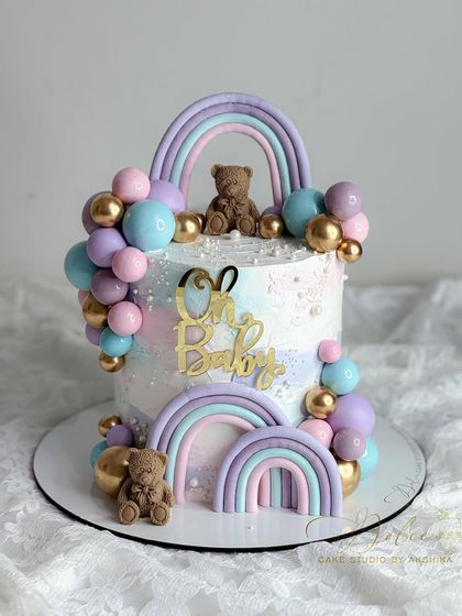 Our rainbow and teddy bear baby shower cake, a sweet way to celebrate a new arrival.