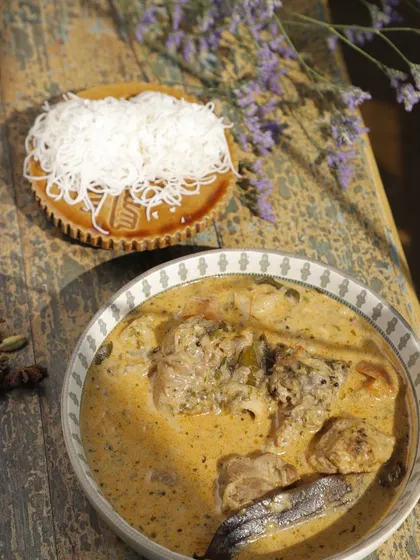A classic Easter combination: delicate, lacy Idiyappam served with a creamy and aromatic Nasrani Chicken Stew. The subtle spices of the stew are perfectly absorbed by the soft rice noodles.