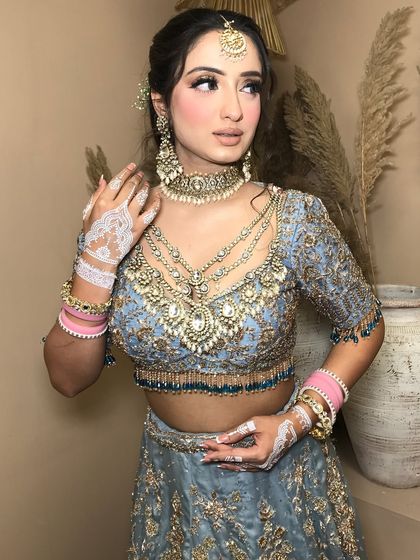 Modern & Pastel Brides photo 16