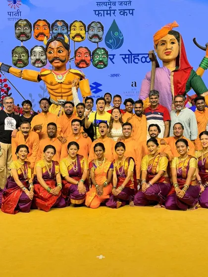 The entire cast and crew with both giant puppets, Ravan and Bali Raja, after the successful show for Paani Foundation. It was a massive collaborative effort involving actors, dancers, and our puppetry team.