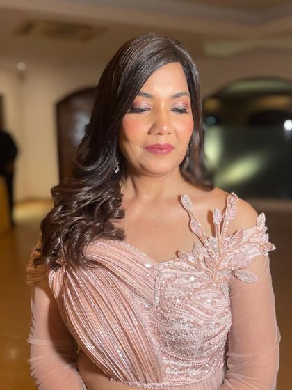 Flowing Curls & Waves photo 92