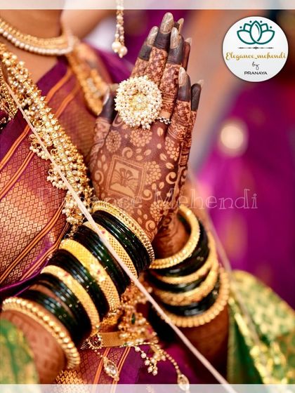 Elegant Back of Hand Designs photo 22