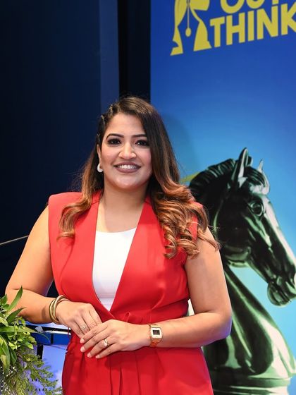 Commanding the Stage: Corporate Summits & Celebrations photo 22