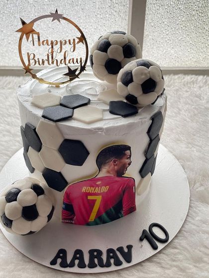 Drishtii Anandd - Custom Celebration Cakes Fun & Quirky Themed Cakes photo 15