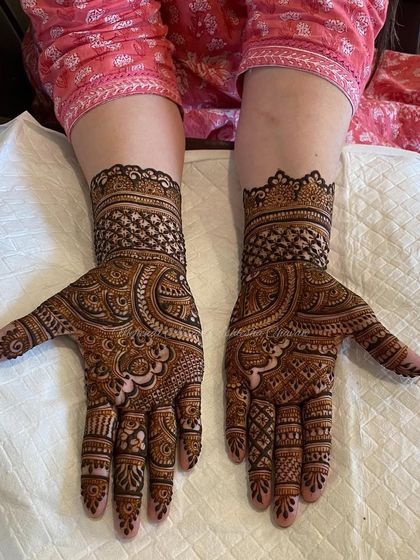Full Bridal Mehendi (Hands) photo 64