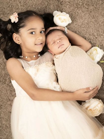 Lens And Stories - Family Photography Welcome to the World: Newborn & First Family Portraits photo 4