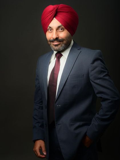 Vishal Diwan - Corporate & Business Photography Studio Headshots photo 42