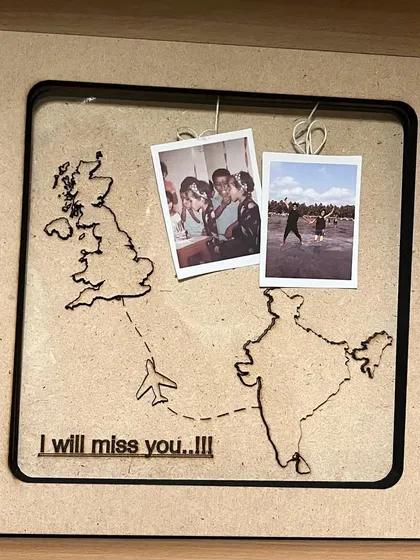 Another take on the farewell frame, this time for a friend moving to the UK. It's a sweet way to say "I will miss you" and give them a piece of home to take with them.