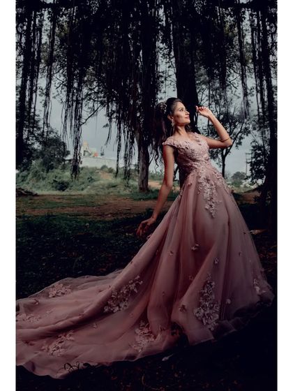 Creative Kalpane - Occasion Wear Rental Pre-Wedding & Couple Shoots photo 51