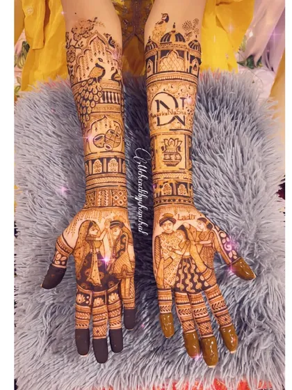 A full bridal mehendi telling a complete story. On one arm, we have the bride with her parents, and on the other, the groom's baraat procession. This is a beautiful way to honor your family on your big day.