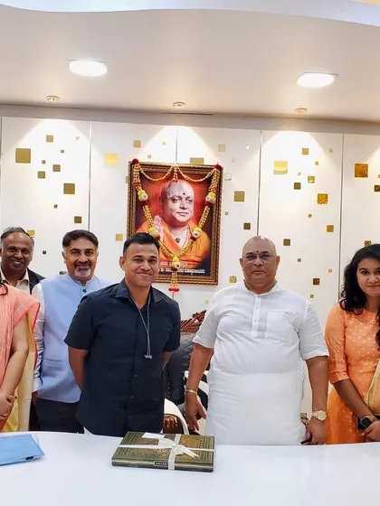 Collaboration is at the heart of every successful project. I was honored to present our innovative facade design for the SJBIT campus in Bengaluru to Reverend Sri Sri Prakashnath Swamiji, a moment that marked a significant milestone for my studio.
