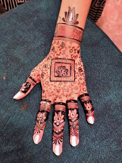 Umesh Kumar - Festival & Occasion Mehandi Modern & Minimalist Styles photo 5
