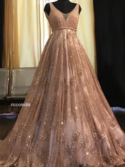 Raas Raseeli - Custom Design & Coordinated Outfits Elegant Anarkalis & Gowns photo 14