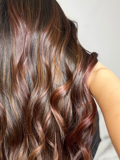 A close-up of the multi-tonal blend, showing the intricate placement of each color.