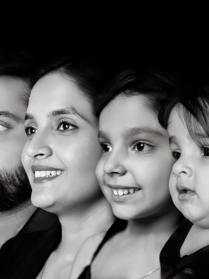 Precious Family & Sibling Portraits photo 9