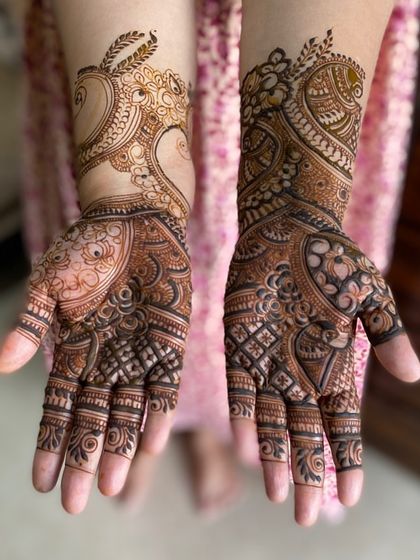 Intricate Indo-Arabic & Traditional Designs photo 23