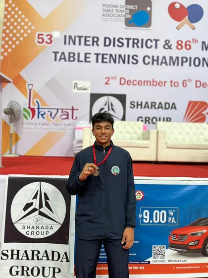 Akanksh Sahoo with his bronze and silver medals from the Maharashtra State Championship 2024, both for individual and team events.